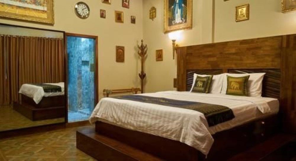 Domrai Boutique Hotel Sihanoukville Exterior photo