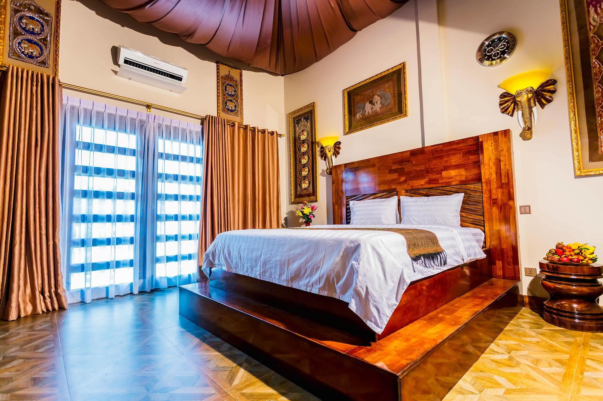 Domrai Boutique Hotel Sihanoukville Exterior photo
